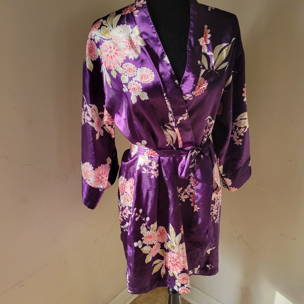 Morgan Taylor Intimates Satin Robe